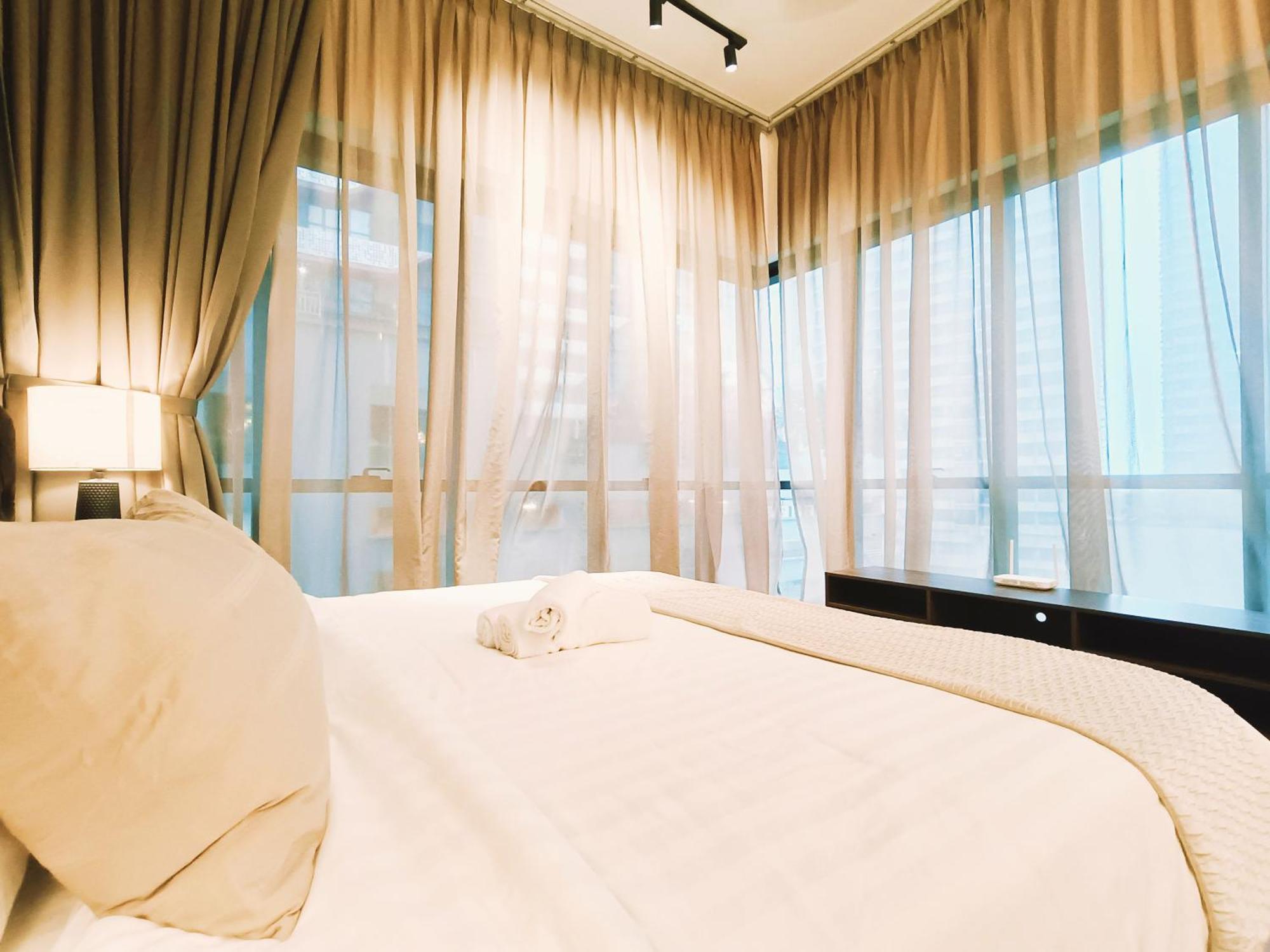 Apartemen 7 For 4 To 12 Pax Of 4 Bedrooms And 3 Bathrooms Near Klcc
