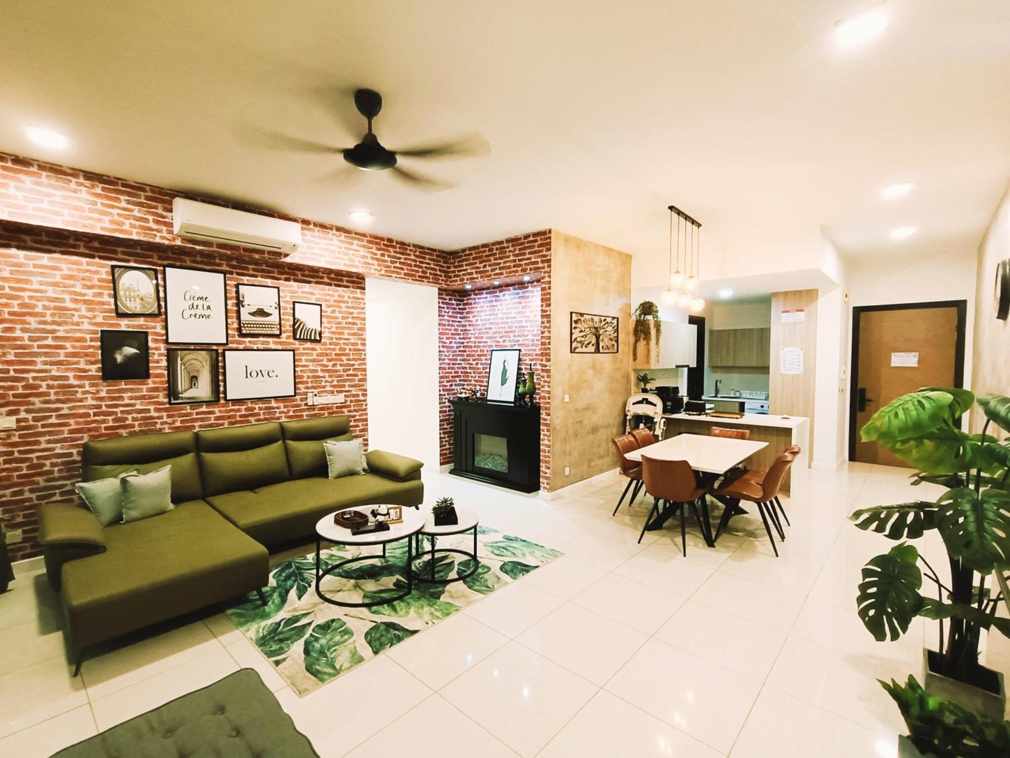 7 For 4 To 12 Pax Of 4 Bedrooms And 3 Bathrooms Near Klcc Kuala Lumpur